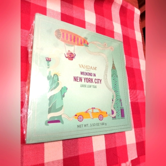 NIP Vahdam Weekend in New York City Loose Leaf Teas - Picture 1 of 6